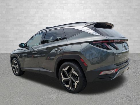 Certified 2022 Hyundai Tucson Limited w/ Cargo Package FWD image 4