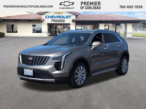 Used 2020 Cadillac XT4 Premium Luxury FWD image 1