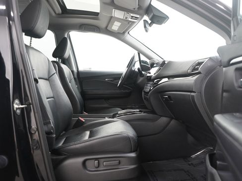 Used 2020 Honda Pilot Touring image 14