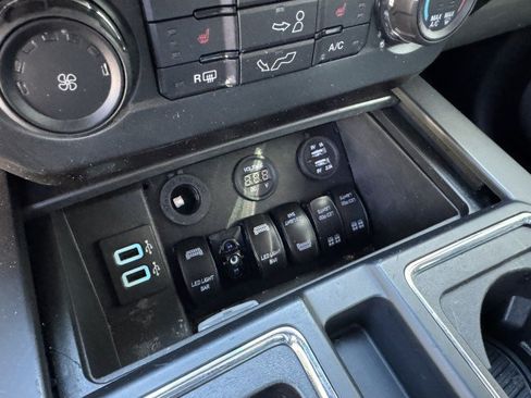 Used 2017 Ford F150 XL w/ Equipment Group 101A Mid RWD image 11