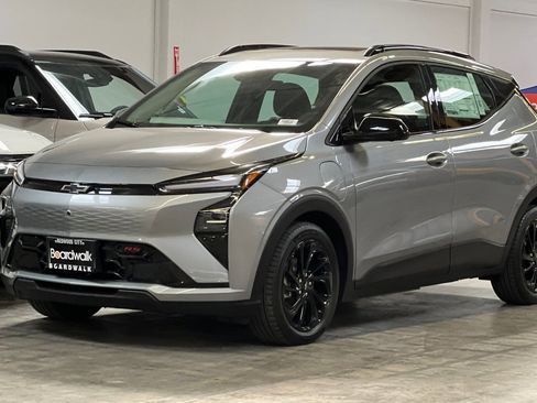 New 2027 Chevrolet Bolt RS w/ Technology Package FWD image 8
