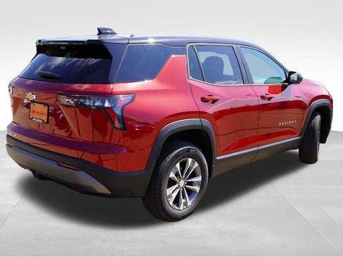 New 2026 Chevrolet Equinox LT w/ Safety and Technology Package image 3