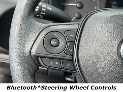 Used 2024 Toyota Corolla LE image 7