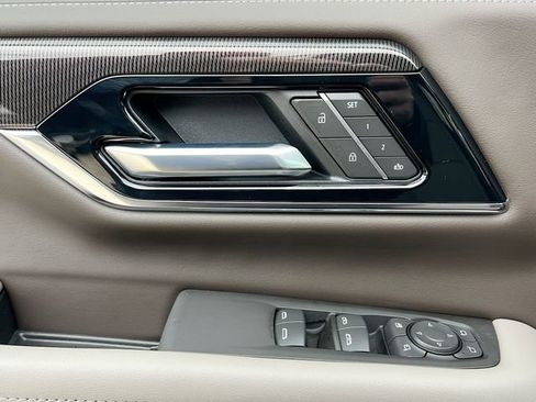 New 2026 GMC Yukon XL Elevation RWD image 13