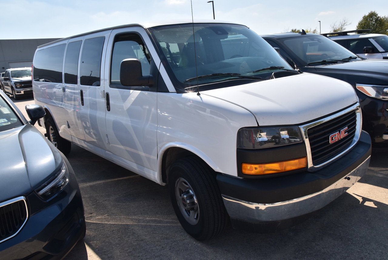 Used 2026 GMC Savana 3500 LT w/ LT Preferred Equipment Group RWD image 4