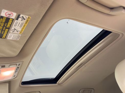 Used 2006 Lexus RX 400h 2WD image 16