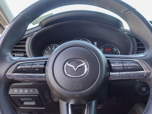 Used 2021 MAZDA MAZDA3 s image 13