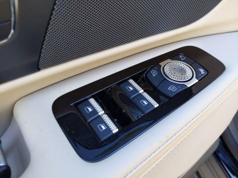 Certified 2024 Lincoln Nautilus Reserve AWD/4WD image 21