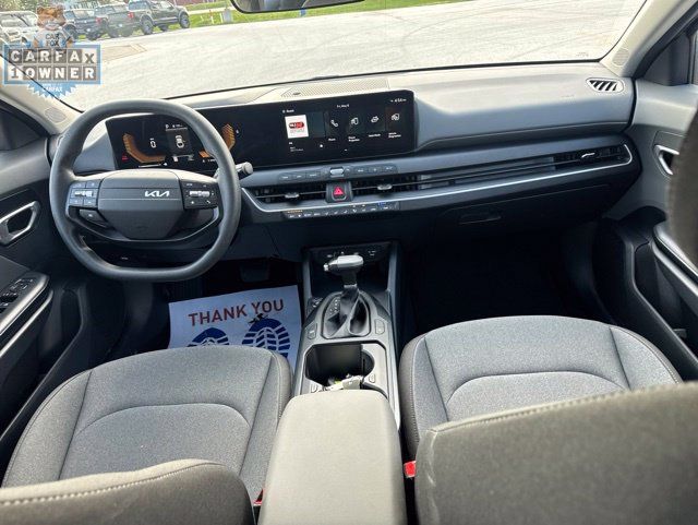 Used 2025 Kia K4 FWD image 16