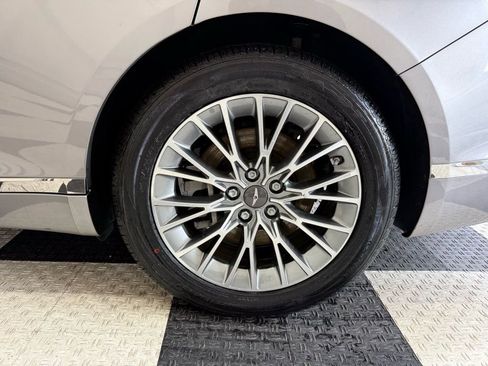 Used 2023 Genesis G80 2.5T image 10