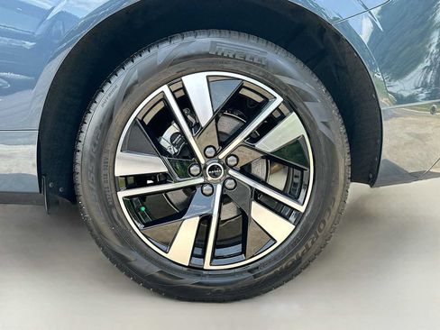 Used 2026 Volvo XC60 B5 Plus w/ Climate Package AWD/4WD image 31