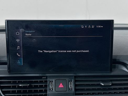 Used 2021 Audi Q5 Premium w/ Convenience Package image 21