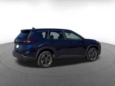 Used 2025 Nissan Rogue SV image 14
