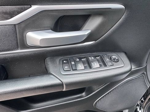 Used 2020 RAM 1500 Big Horn AWD/4WD image 10