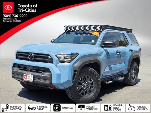 Used 2025 Toyota 4Runner SR5 AWD/4WD image 1