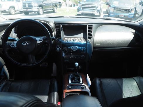 Used 2014 INFINITI QX70 AWD w/ Premium Package image 17
