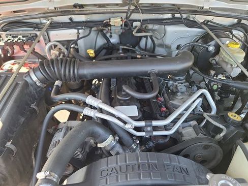 Used 2004 Jeep Wrangler 4WD image 15