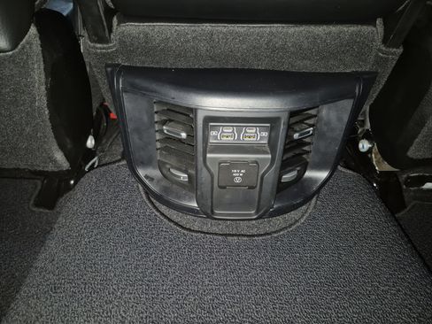 Used 2024 RAM 2500 Laramie AWD/4WD image 21