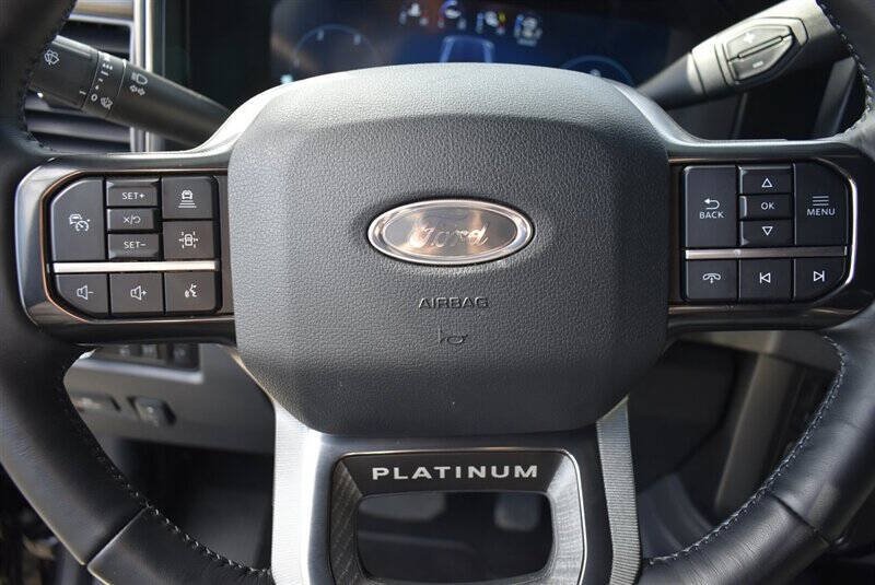 Used 2025 Ford F250 Platinum AWD/4WD image 16