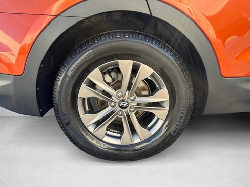 Used 2013 Hyundai Santa Fe Sport FWD image 9