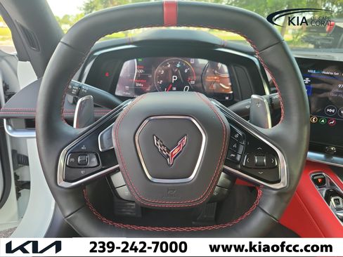 Used 2022 Chevrolet Corvette Stingray Premium Conv w/ Z51 Performance Package RWD image 20