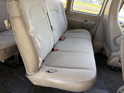 Used 2019 Chevrolet Express 3500 LT w/ LT Preferred Equipment Group RWD image 35