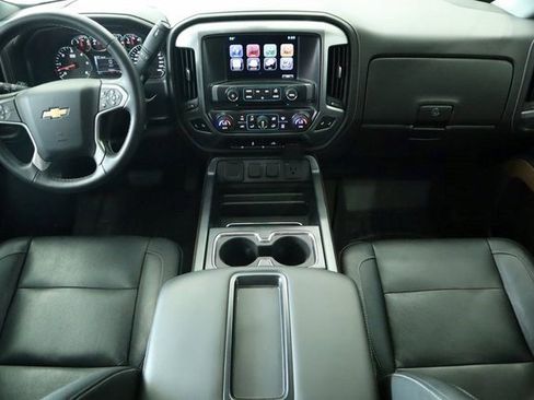 Certified 2023 Chevrolet Traverse LT w/ LPO, Floor Liner Package AWD/4WD image 11