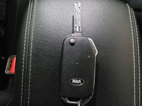 Used 2022 Kia Sportage LX AWD/4WD image 32