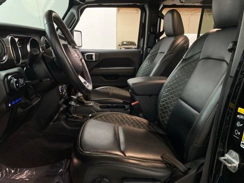 Used 2022 Jeep Wrangler Unlimited Sahara AWD/4WD image 66