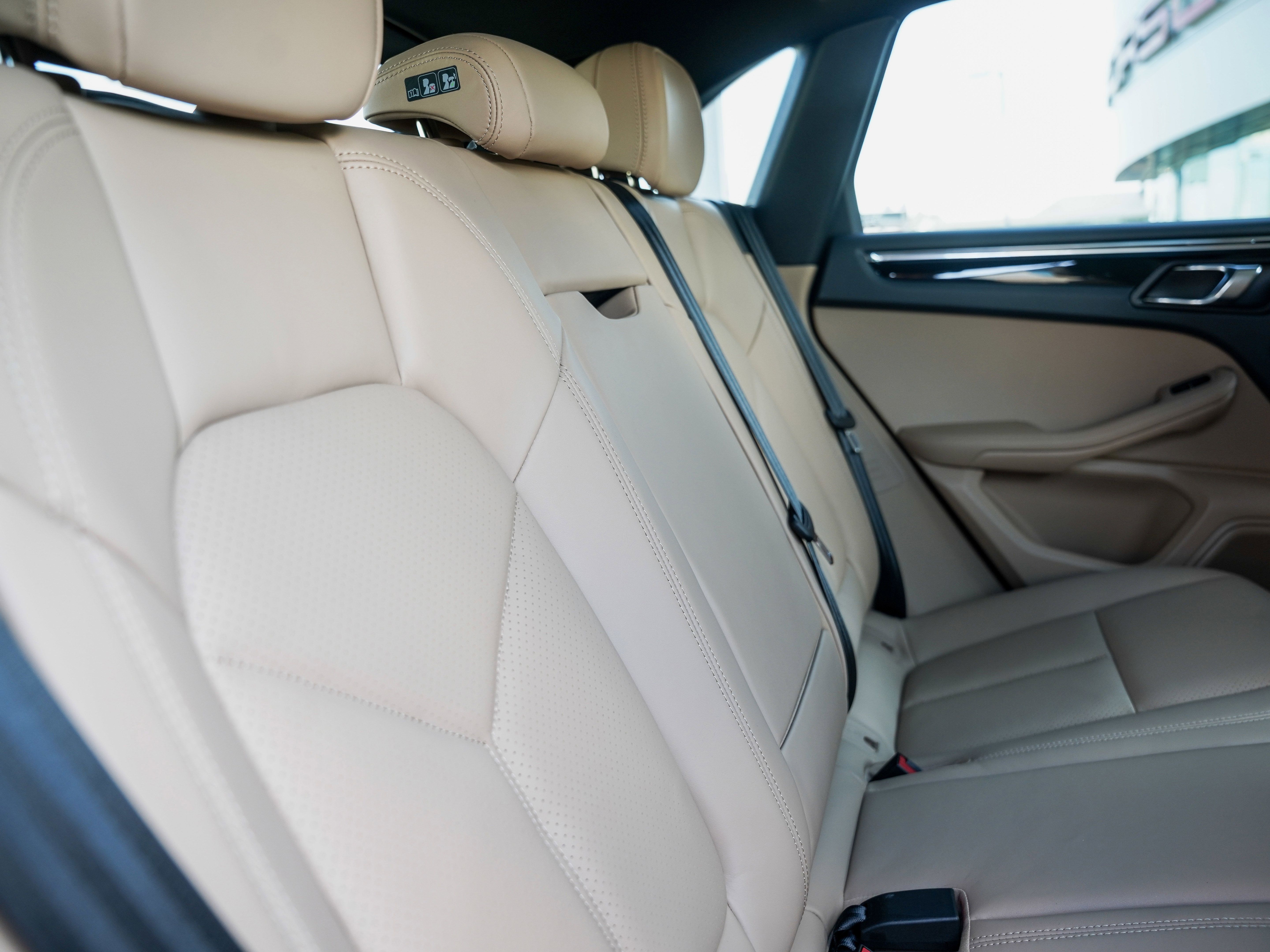 Certified 2026 Porsche Macan S AWD/4WD image 31