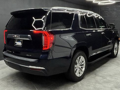 Used 2023 GMC Yukon SLT w/ SLT Premium Package AWD/4WD image 11