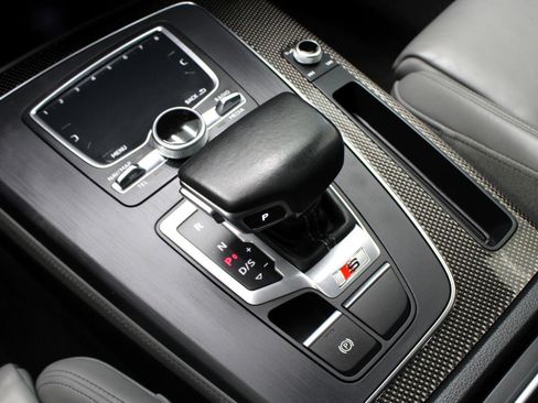 Used 2019 Audi SQ5 Premium Plus w/ Premium Plus Package image 63