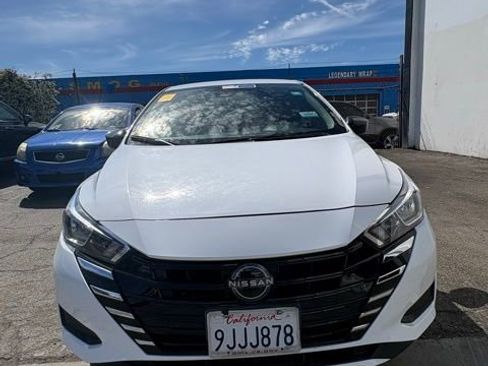 Used 2023 Nissan Versa S w/ Trunk Package image 4