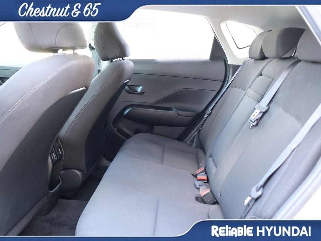 Certified 2024 Hyundai Kona SEL w/ Convenience Package FWD image 17