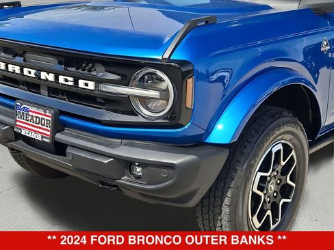 Used 2024 Ford Bronco Outer Banks AWD/4WD image 11