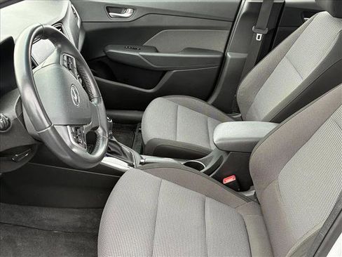 Used 2018 Hyundai Accent Limited image 26