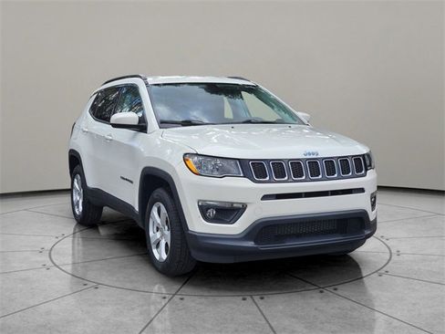 Certified 2020 Jeep Compass Latitude w/ Cold Weather Group image 14