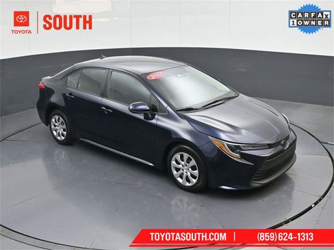 Used 2023 Toyota Corolla LE image 41