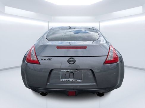 Used 2016 Nissan 370Z Base image 4