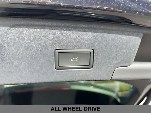 New 2026 Volkswagen Atlas Cross Sport SEL Premium R-Line image 15