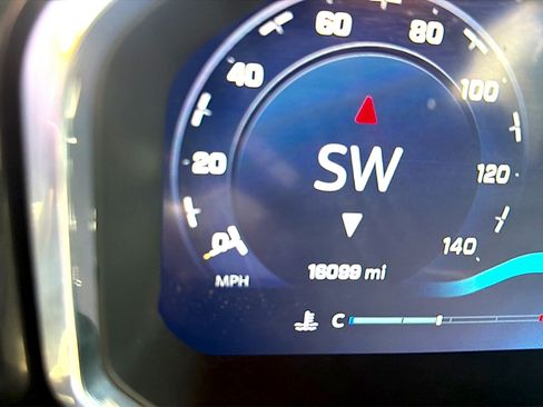 Used 2026 Chevrolet Silverado 2500 ZR2 w/ ZR2 Bison Edition AWD/4WD image 9