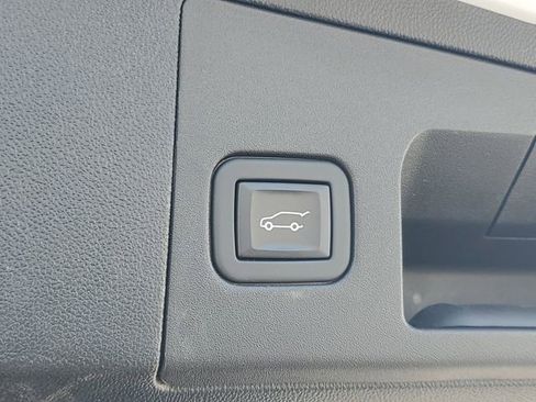 Used 2024 Cadillac XT5 Premium Luxury w/ Platinum Package AWD/4WD image 10
