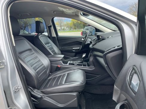 Used 2019 Ford Escape SEL FWD image 7