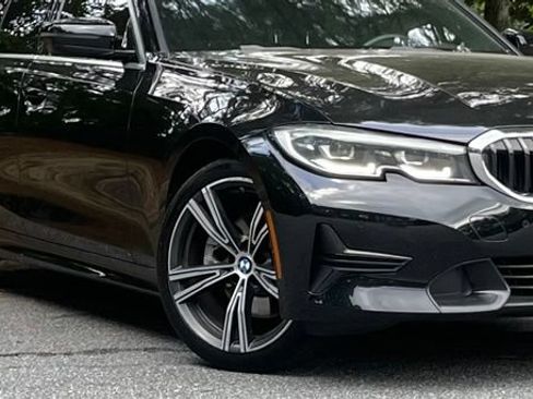 Used 2021 BMW 330i Sedan w/ Premium Package RWD image 10