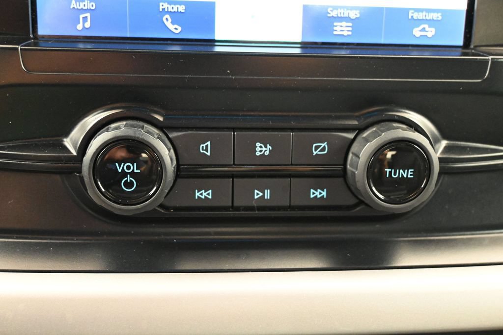 Used 2023 Ford F150 Lariat RWD image 7