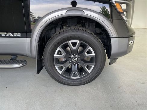 Used 2021 Nissan Titan Platinum Reserve w/ Off Road Protection Package image 14