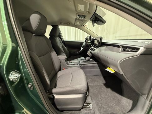 New 2026 Toyota Corolla Cross LE AWD/4WD image 21