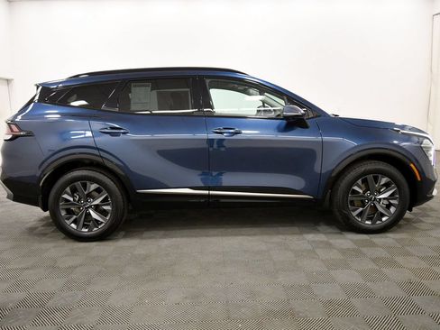 Certified 2025 Kia Sportage SX Prestige AWD/4WD image 9