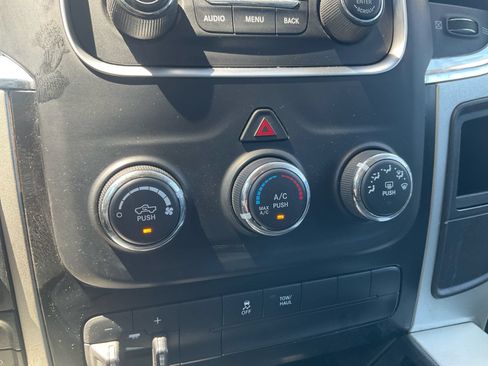 Used 2016 RAM 1500 Express AWD/4WD image 17