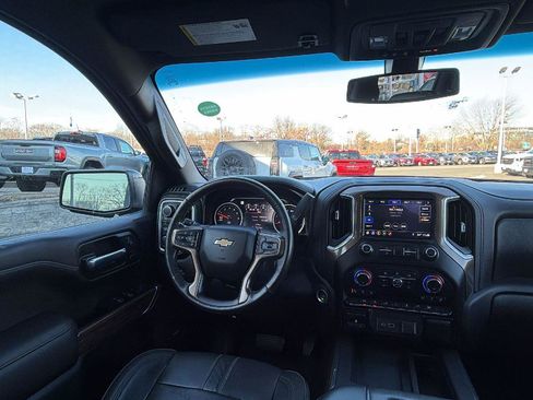 Certified 2019 Chevrolet Silverado 1500 High Country image 24